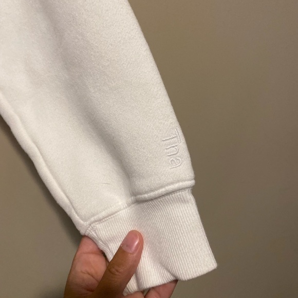 TNA Cozy AF sweater - Picture 2 of 4